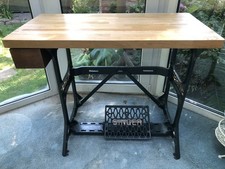 Singer sewing machine for sale  SOUTHAMPTON