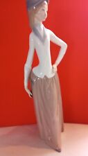 Nao lladro lady d'occasion  Expédié en Belgium