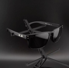 Novo Óculos de Sol Oakley Holbrook Polarizado Preto Armação Mate Logotipo Prata Extra Grande 03 comprar usado  Enviando para Brazil