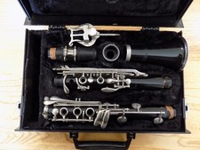 Clarinete Vito vintage EUA com estojo rígido bocal Vito comprar usado Clarinete Vito vintage EUA com estojo rígido bocal Vito comprar usado  Enviando para Brazil
