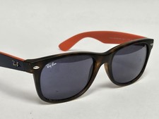 Óculos de sol Ray Ban Wayfarer menor marrom azul RB 2132 designer feito na Itália comprar usado Óculos de sol Ray Ban Wayfarer menor marrom azul RB 2132 designer feito na Itália comprar usado  Enviando para Brazil