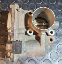 Corpo farfallato iniezione usato Corpo farfallato iniezione usato  Aversa