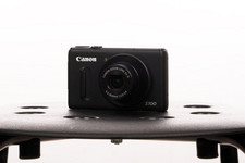 Canon PowerShot S100 - Beautiful, very good condition. Charger + Etui na sprzedaż  PL