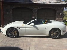 2017 ferrari california d'occasion  Expédié en Belgium