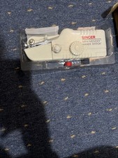 Singer mini mender for sale  LONDON
