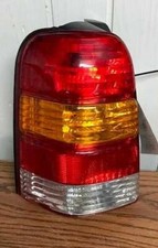 Lanterna traseira esquerda para motorista compatível com Ford Escape 2001-2007  comprar usado  Enviando para Brazil