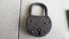 Antico lucchetto buldog usato  Collegno