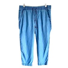 Gap women easy for sale  Crown Point
