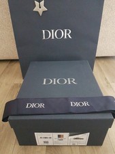 Dior boîte chaussures d'occasion  La Garenne-Colombes