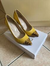 Scarpa con tacco usato  Pavia