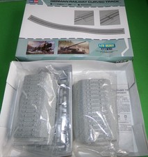 Kit de modelo HobbyBoss 1/72 trilho curvo ferroviário alemão Segunda Guerra Mundial, usado comprar usado  Enviando para Brazil
