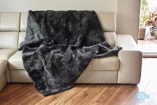 Véritable fourrure tapis d'occasion  Expédié en France