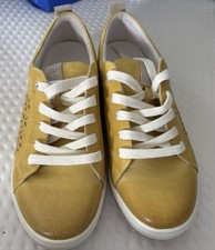 Brand new mustard for sale  SUDBURY