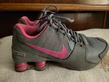 Nike Shox tamanho 5,5Y cinza/rosa comprar usado  Enviando para Brazil