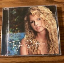Usado, CD debut de Taylor Swift, discos de máquina grande, 15 canciones *algunos arañazos en la caja segunda mano  Embacar hacia Argentina