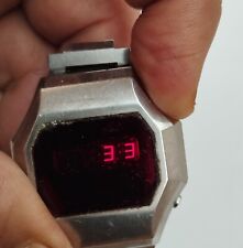 Usado, Dois relógios de LED Orient Touchtron vintage para peças. vídeo comprar usado  Enviando para Brazil
