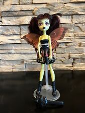 Boneca Monster High Luna Mothews Boo York City Ghouls roupa original sapatos asas comprar usado  Enviando para Brazil