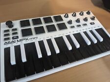 Controlador de teclado y almohadilla Akai MPK Mini MK3 segunda mano  Embacar hacia Argentina