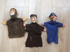 Old puppets including d'occasion  Expédié en Belgium