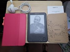 Amazon Kindle Keyboard D00901 3. generacji różowe skórzane etui, światło, pakiet ładowarki na sprzedaż  Wysyłka do Poland