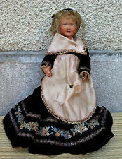 Ancienne petite poupée d'occasion  La Côte-Saint-André