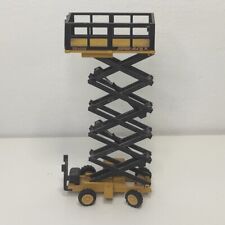 Plataforma elevadora de tijera NZG 374 Grove SM4688 Super-Maxx escala 1:50 modelo Alemania segunda mano  Embacar hacia Argentina