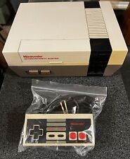 Consola Nintendo Entertainment System NES - Gris (NES-001) con cable de alimentación segunda mano  Embacar hacia Argentina
