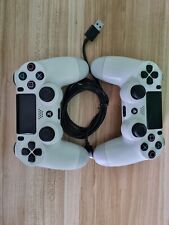 2 Sony Dualshock 4 Wireless Controllers for PlayStation 4 White for sale  Shipping to South Africa