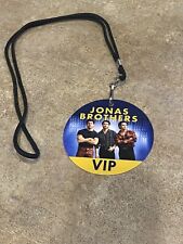 NOVA mercadoria de cordão VIP Jonas Brothers 2023 The Tour difícil de encontrar comprar usado  Enviando para Brazil