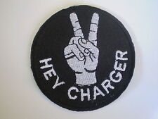 Valiant "Hey Charger" Tecido Bordado Costurar Patch.BRANCO Repro.R/T Chrysler comprar usado  Enviando para Brazil