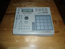 Akai MPC 2000 Classic invólucro de metal completo com painel frontal de plástico COMO ESTÁ, usado comprar usado  Enviando para Brazil