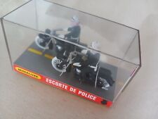 Minialux escorte police d'occasion  Archiac