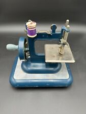 Máquina de costura vintage de brinquedo Vulkan, usado comprar usado  Enviando para Brazil