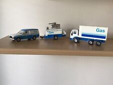 Corgi British Gas Gift Set G3 , Ford Escort Van ,Ford Cargo Lorry And Compressor d'occasion  Expédié en Belgium