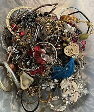 Pounds crafting jewelry for sale  Wauchula