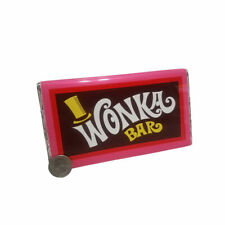 Willy Wonka 1971 Candy Prop ""Wonka Bar"" con chocolate + réplica de boleto dorado segunda mano  Embacar hacia Argentina