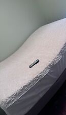 14 hybrid mattress queen for sale  Lansing