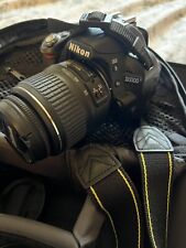 Kit de inicio de fotografía Nikon D3100. Lente Sigma DG, bolsa Tamrac, trípode con cremallera segunda mano  Embacar hacia Argentina