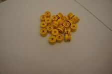 2X lego 55981 Yellow Wheel 18mm D. x 14mm with Pin Hole, Fake Bolts and Shallow  comprar usado  Enviando para Brazil