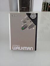 Walkman sony 2 d'occasion  Bussy-Saint-Georges
