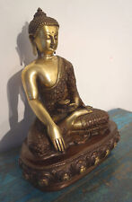 Estatua de Buda Sakyamuni budista tallada tibetana muy fina de cuerpo dorado, segunda mano  Embacar hacia Argentina