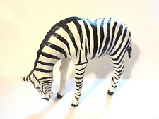 Estatueta de couro zebra feita à mão pastando animal africano vintage 8" de altura 13" de comprimento comprar usado  Enviando para Brazil