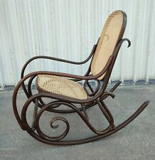 Vecchia sedia dondolo usato  Gemona Del Friuli