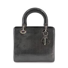 Usado, Bolsa de mão Chiristian Dior Micro Cannage Lady Dior média cinza esmalte 90230570 comprar usado  Enviando para Brazil
