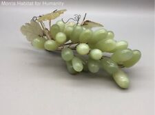 Usado, Escultura chinesa de frutas de pedra dura de um aglomerado de uvas de pedra verde comprar usado  Enviando para Brazil