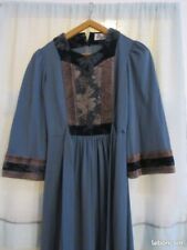 Robe ancienne femme d'occasion  La Mure