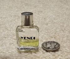 Yendi parfum capucci d'occasion  Expédié en Belgium