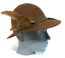 Ancien chapeau plume d'occasion  Giromagny