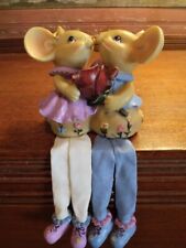 Mice couple shelf for sale  Hessmer
