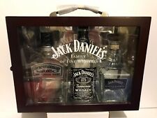 Estuche caja de madera de whisky fino familia Jack Daniels con 3 botellas (vacía) segunda mano  Embacar hacia Argentina